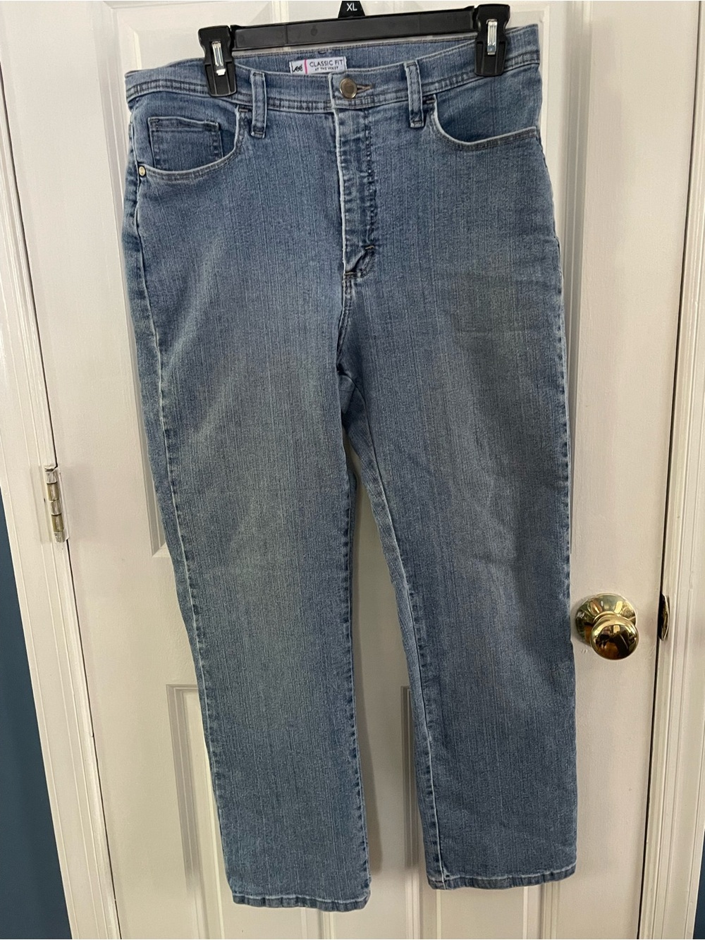 Lee Women's Straight Leg Jeans in Light Blue Denim